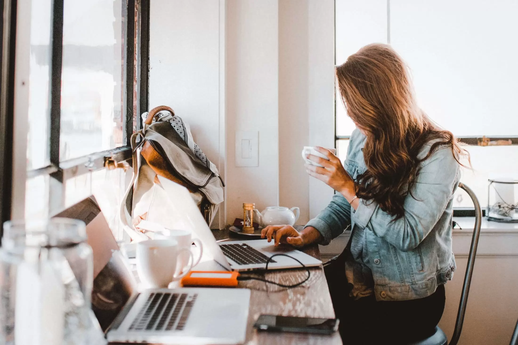 andrew-neel-QLqNalPe0RA-unsplash