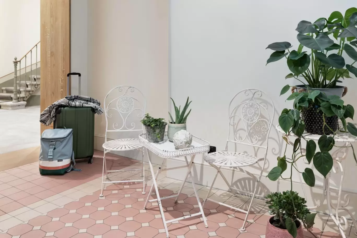 StayKooooK_Bern_City_Entrance_01_FR