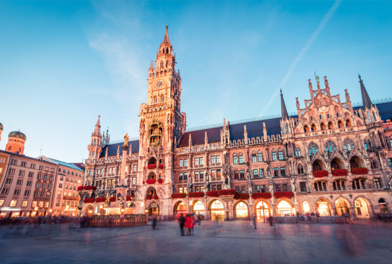 Fantastic evening view of Marienplatz – City-center square & tra